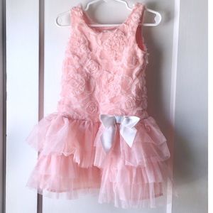 Adorable pink rosette dress